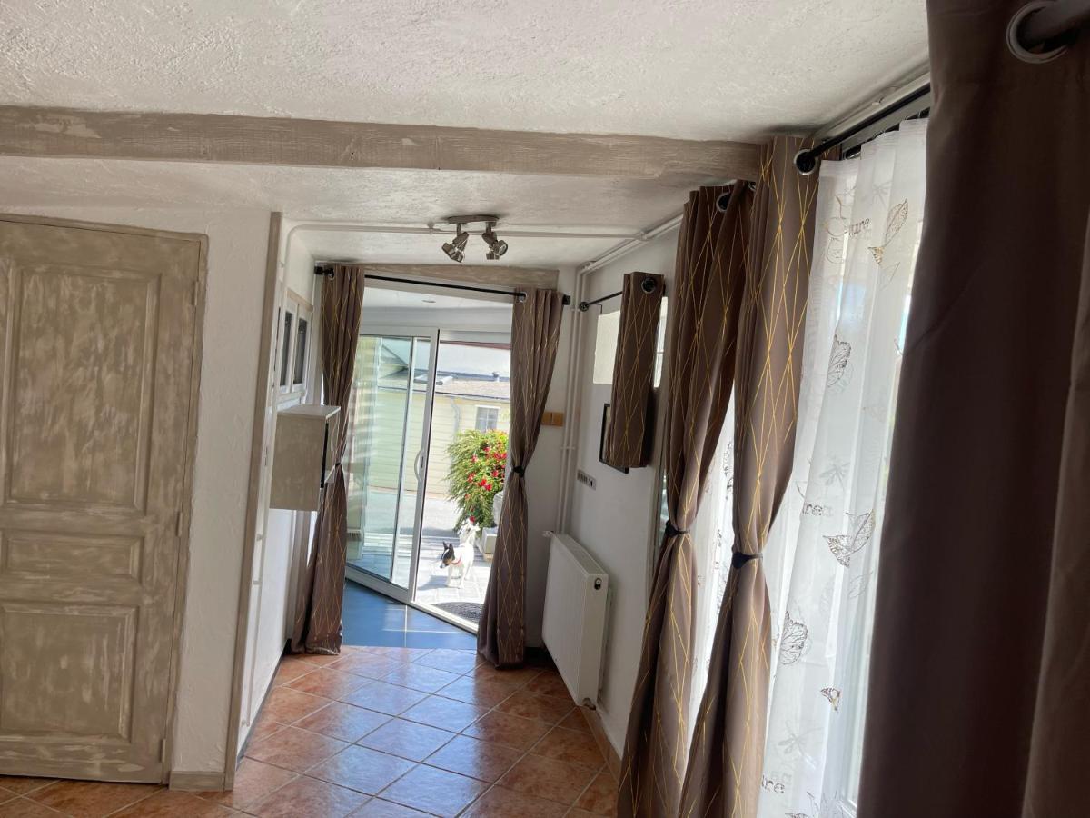 Relais Des Tourterelles Acomodação com café da manhã La Neuville-aux-Joutes Exterior foto